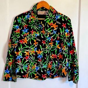 Beautiful Tropical Life Style Button Down 🌴